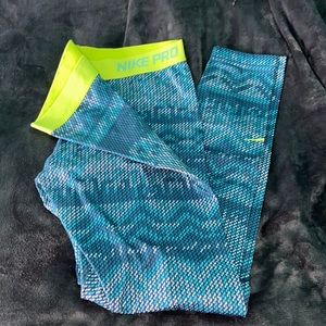 Nike Pro leggings